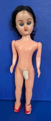 Vintage 60er Jahre Hartplastik Körper Puppe Gummiband Kopf Arme öffnen schließende Augen