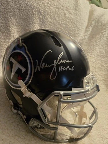 Tennessee Titans Warren Moon Autographed Helmet Beckett Authenticated 'HOF 06'