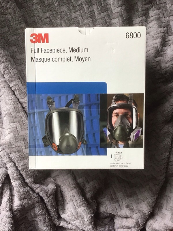 3m full face respirator medium,  Part # 6800