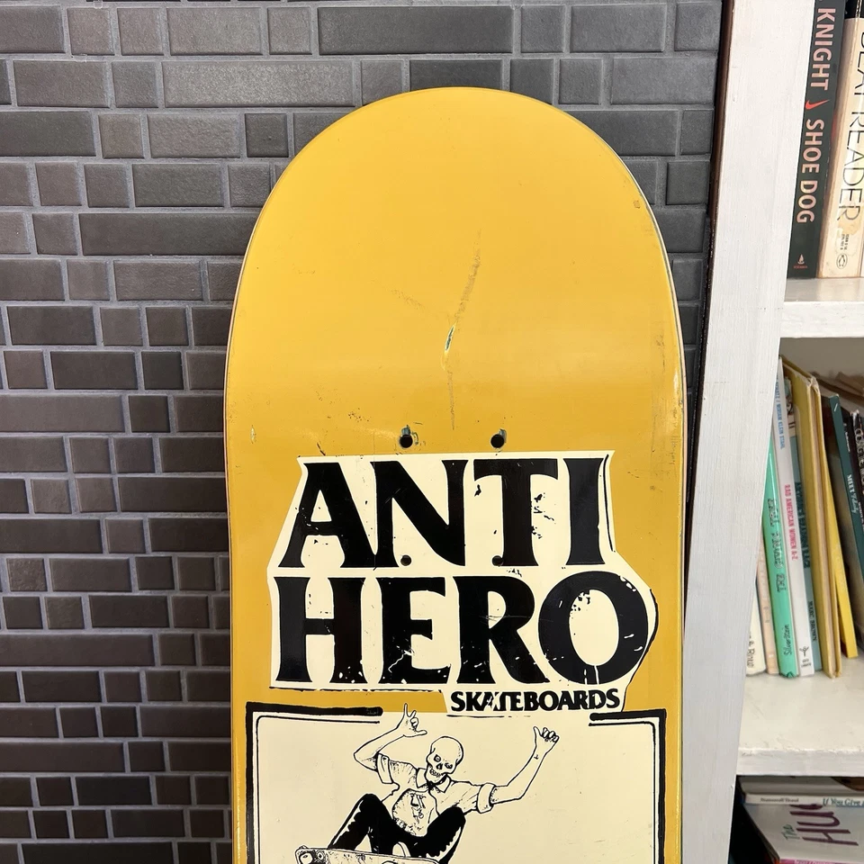 Tabla de monopatín antihéroe Beres Lance arte de montaña Foto 3 de 4