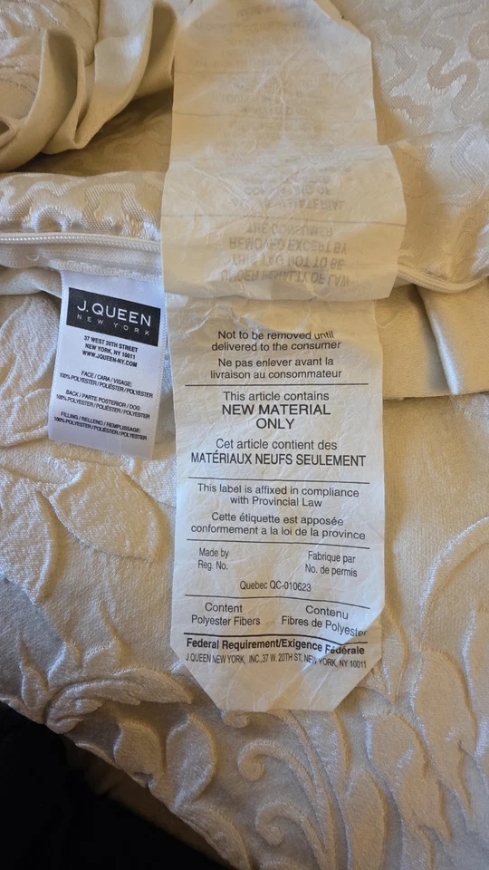 J. Queen New York Marquis Ivory 3 Piece King Duvet Cover & Pillow Shams - Image 4 of 4