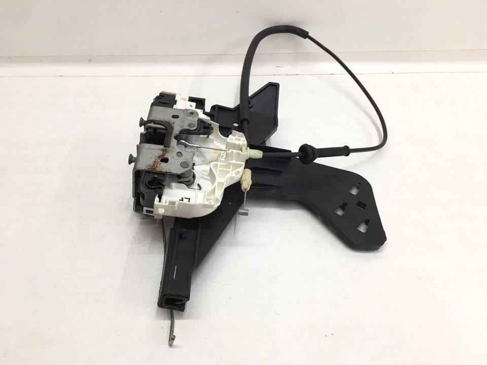 Actuador de bloqueo de pestillo de puerta delantera izquierda Dodge Caravan Chrysler Town 11-20 04589693AD Foto 2 de 4