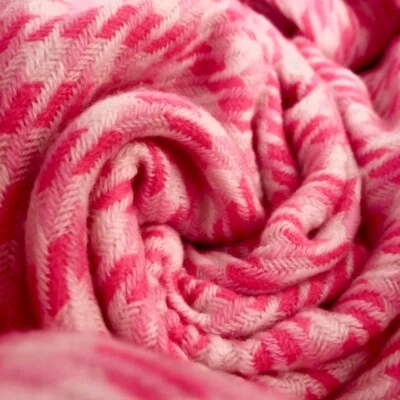 Kaschmirdecke "Thorong La (थोरङ ला)" - handgearbeitet aus Nepal, Tagesdecke - Bild 1 von 4