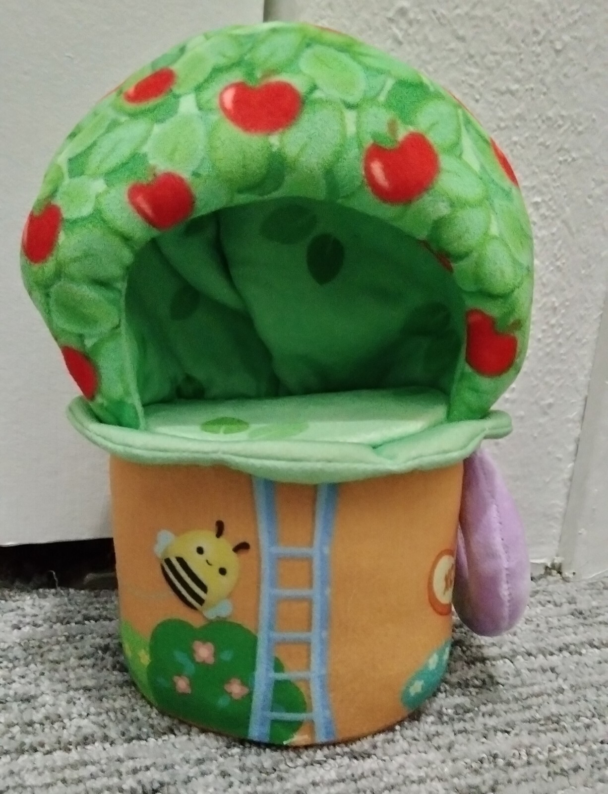 Foto 1 di 4