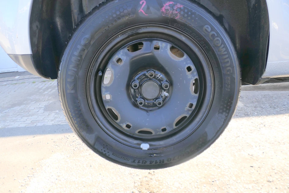 2x VW Polo 9N Felgen Reifen 165/70 R14 81T Sommerreifen 5jx14H2 ET35 ca. 6-7 mm - Bild 3 von 4