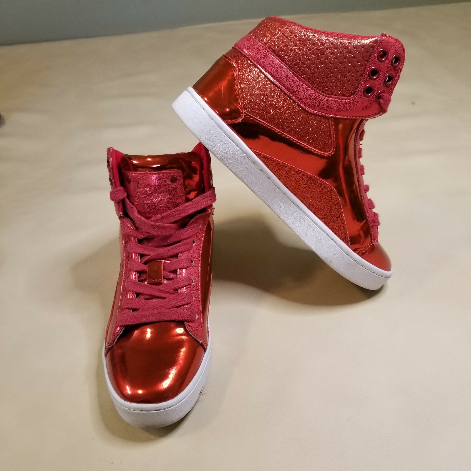 red hip hop shoes