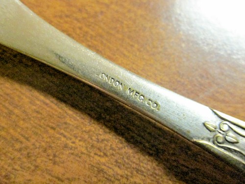 London Mfg. Co. "LMU1" Silverplate Forks (Qty. 4) - Picture 10 of 10