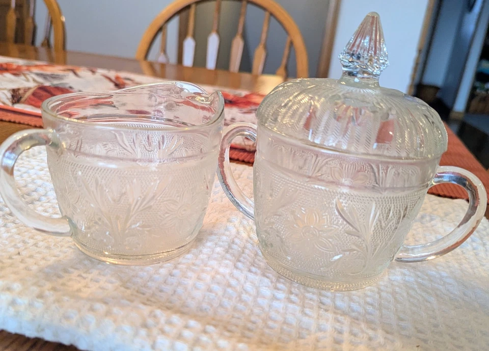 Juego de crema y azucarero Foto 2 de 2