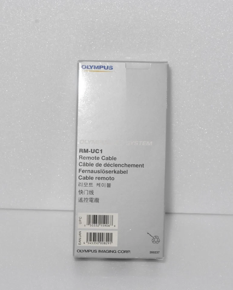 Unused* Olympus Remote Cable RM-UC1 with Manual boxed - Image 2 of 4