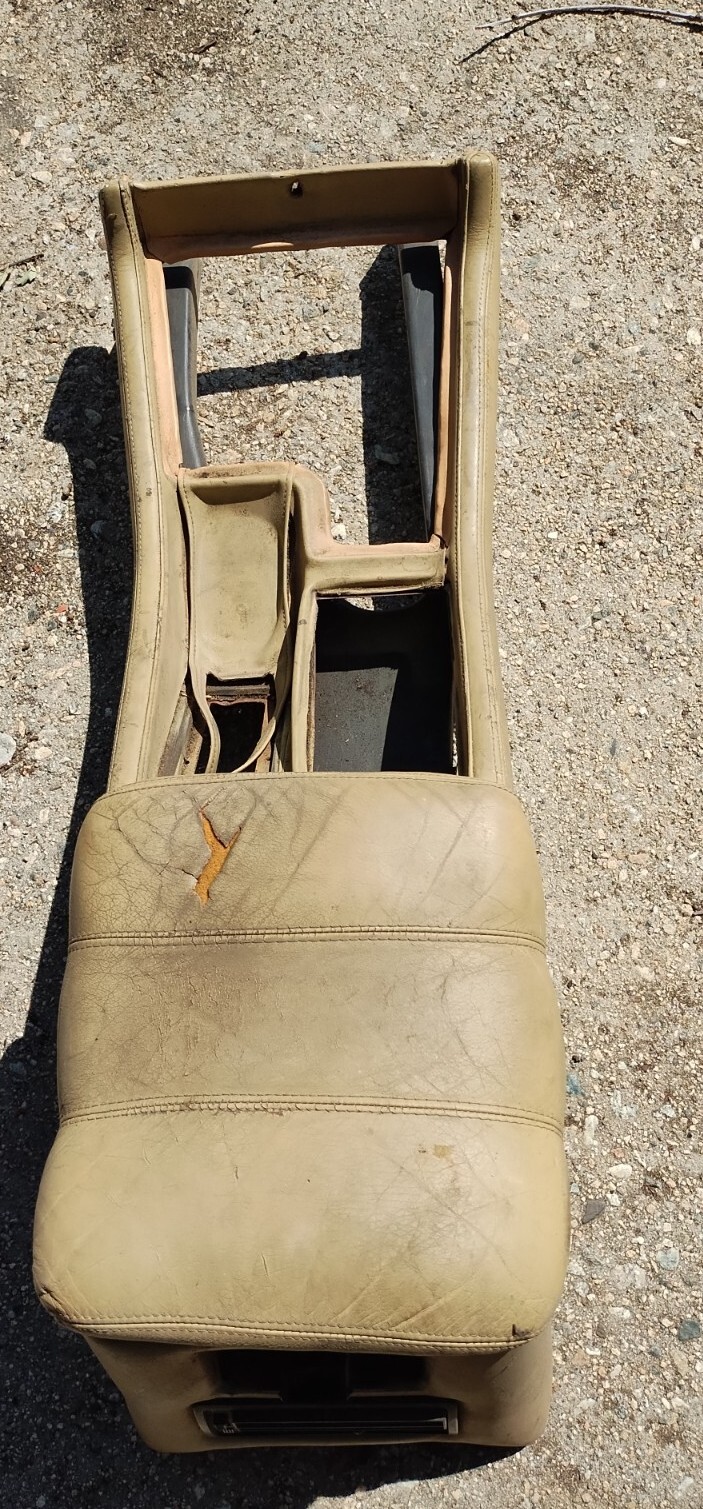 Maserati Biturbo Center Console 