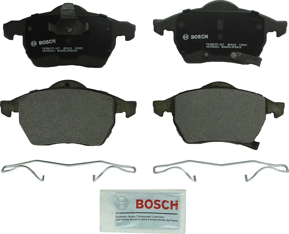 Pastillas de freno delanteras semimetálicas Bosch QuietCast 2000 Saturn LS1 Foto 4 de 4