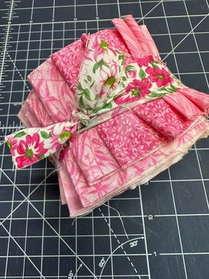 18 PC 2.5'' Jelly Roll Strips Die Cut Beautiful Mix, Pink bundle of joy