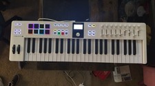 Arturia KeyLab Essential 49 MIDI Keyboard Controller Pad Triggers USB C Faders
