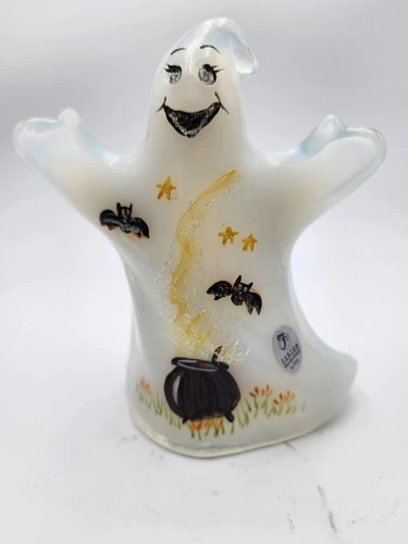 FENTON GLASS HALLOWEEN GHOST BATS & CALDRON & Stars