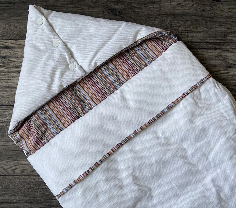 PAUL SMITH WHITE & SIGNATURE STRIPE BABY NEST BNWT.......RARE!!!! - Image 2 of 4