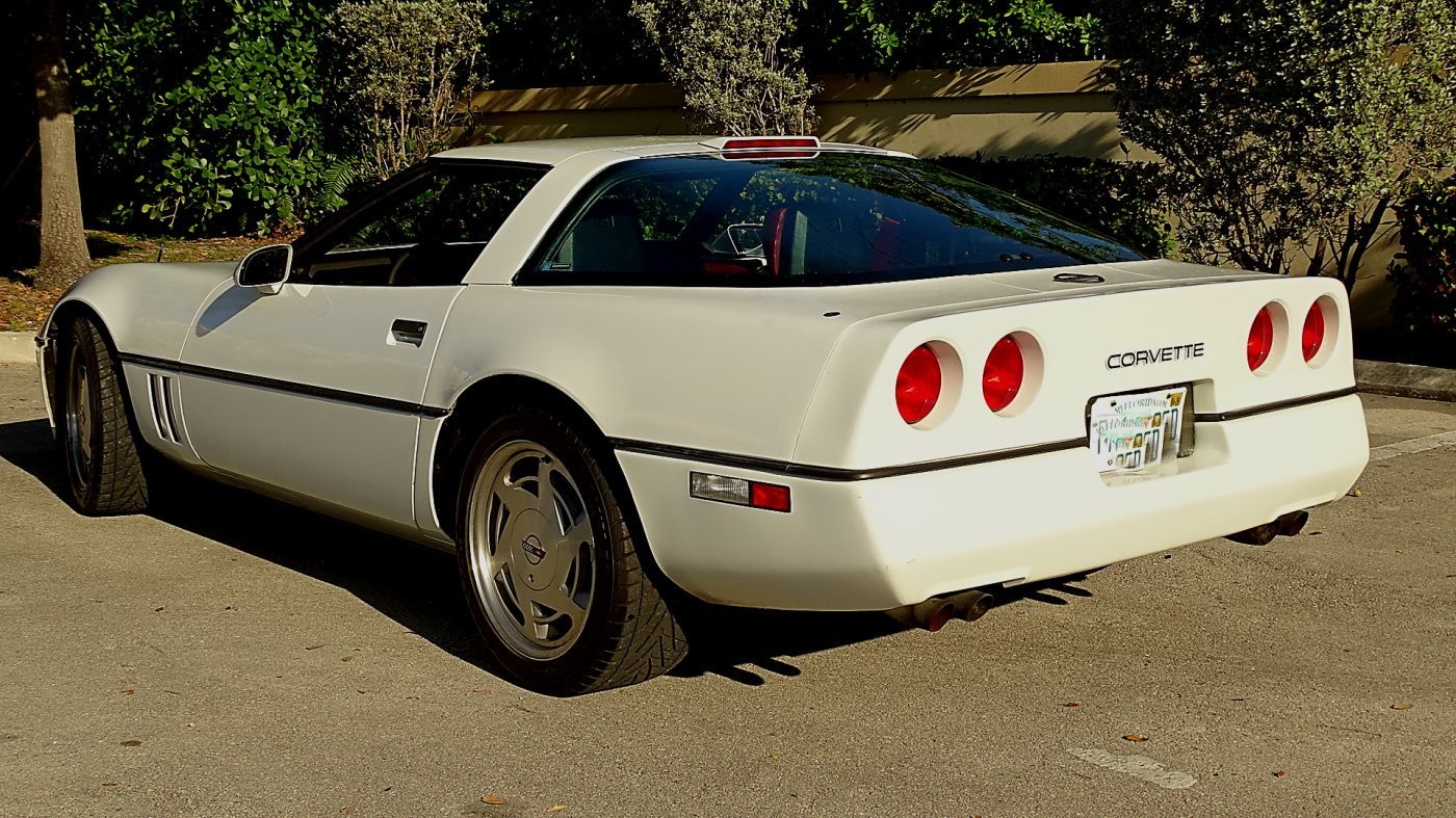 1989 WHITE Chevrolet Corvette   | C4 Corvette Photo 4