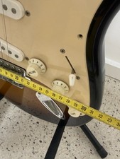 Squier Strat by Fender Affinity Series Electric Guitar Sunburst Made in China