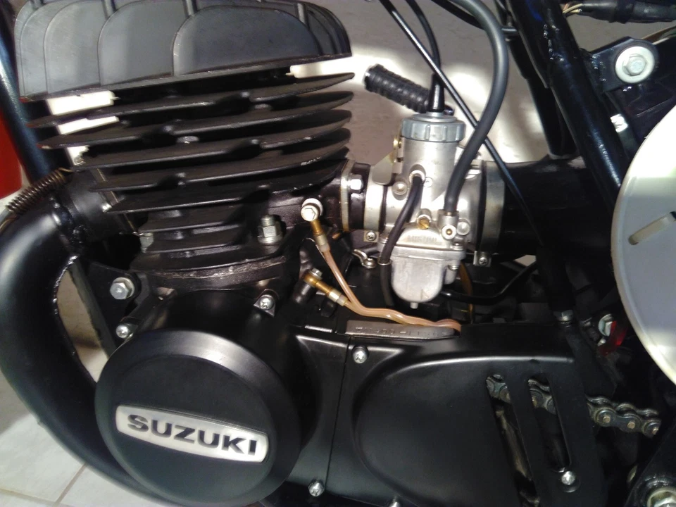 Suzuki TM 400 R - Bild 3 von 4