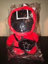 9'in Squid Games Plushie with FREE KEYCHAIN