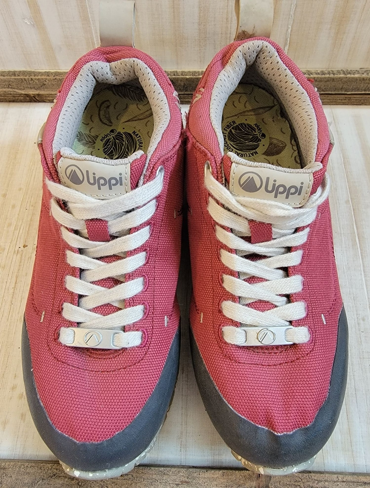 Uppi youth hiking shoes size 5.5 eBay