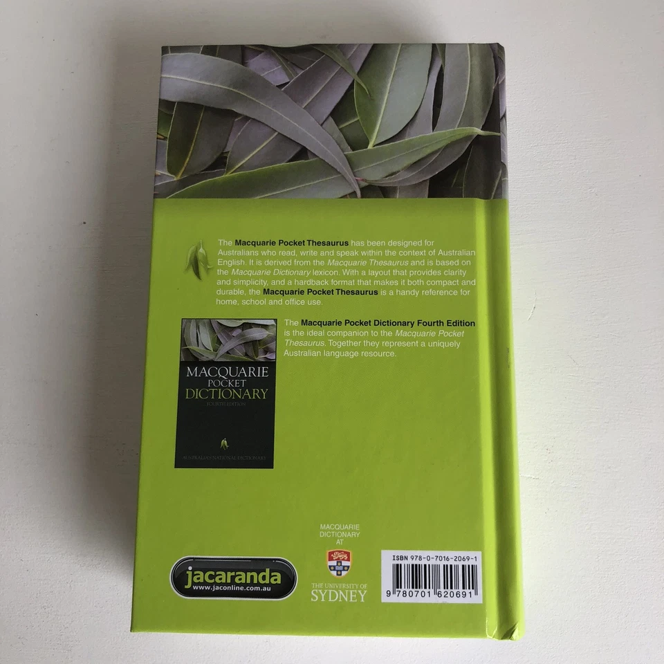 Macquarie Pocket Thesaurus Australia's National Dictionary Hardback School Book - Image 2 of 4