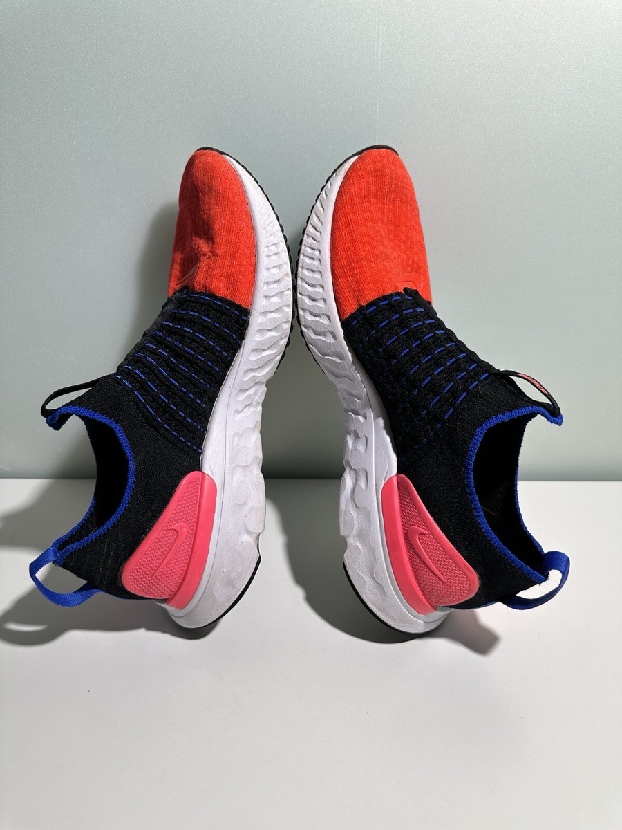 Sepatu Nike Women's React Phantom Run Flyknit Nike React - Main Image