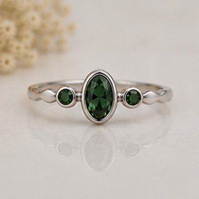 Green Emerald Oval Gemstone Ring 925 Sterling Silver Minimalist Promise Ring