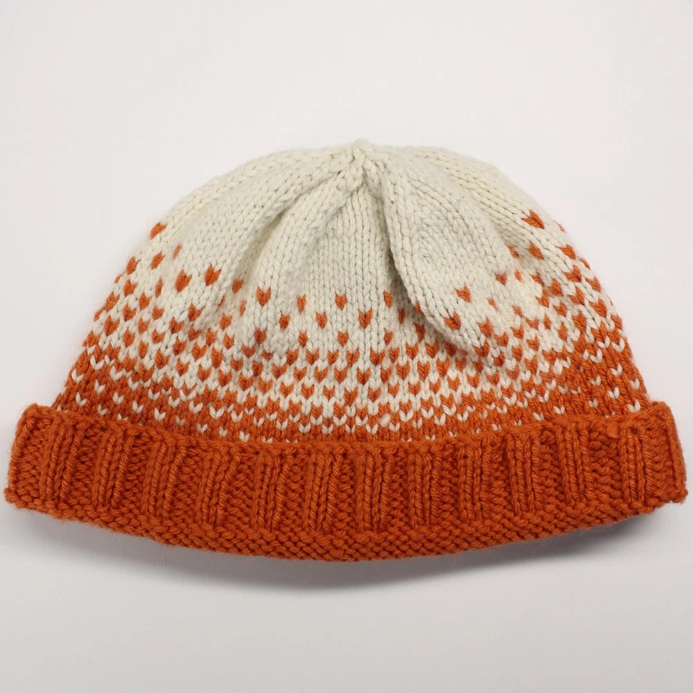 White orange gradient knit fin winter watch cap