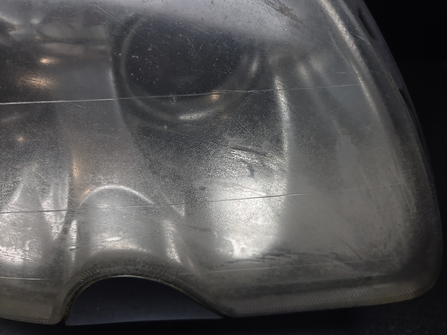 03-08 Maserati Quattroporte M139 Front Right Side Xenon Headlight Lamp OEM
