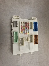 VOLVO V40 D2 BCM BODY CONTROL MODULE 31394621 2013