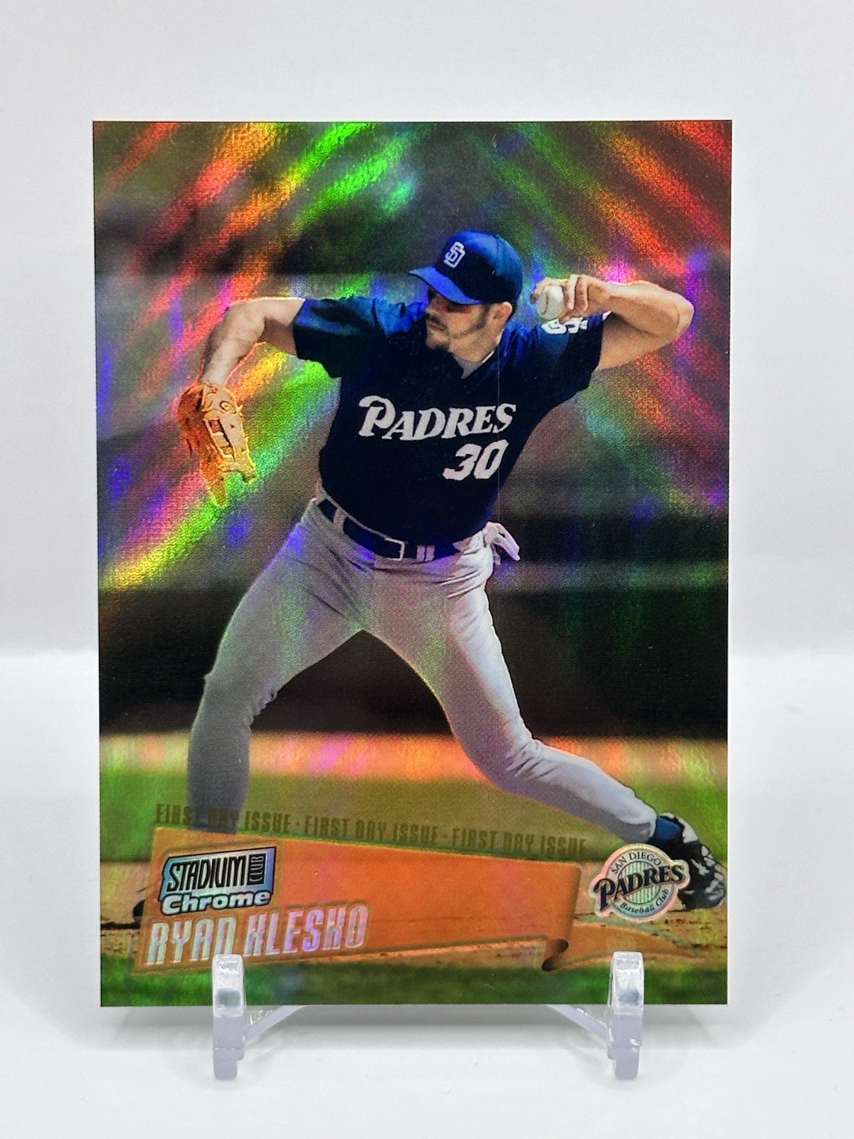 Ryan Klesko 2000 Stadium Club Chrome First Day Issue Refractor 19/25 #102 *READ*