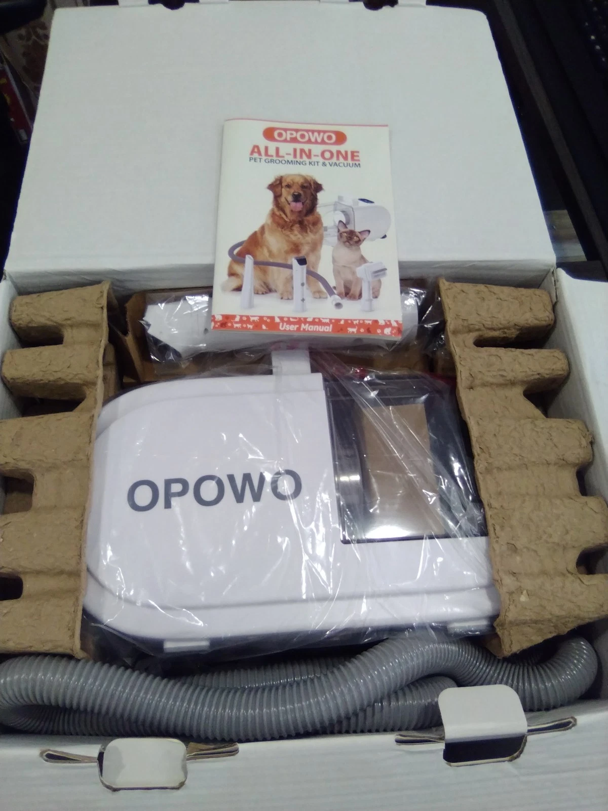 7-in-1 Pet Grooming & Vacuum Kit by Opowo