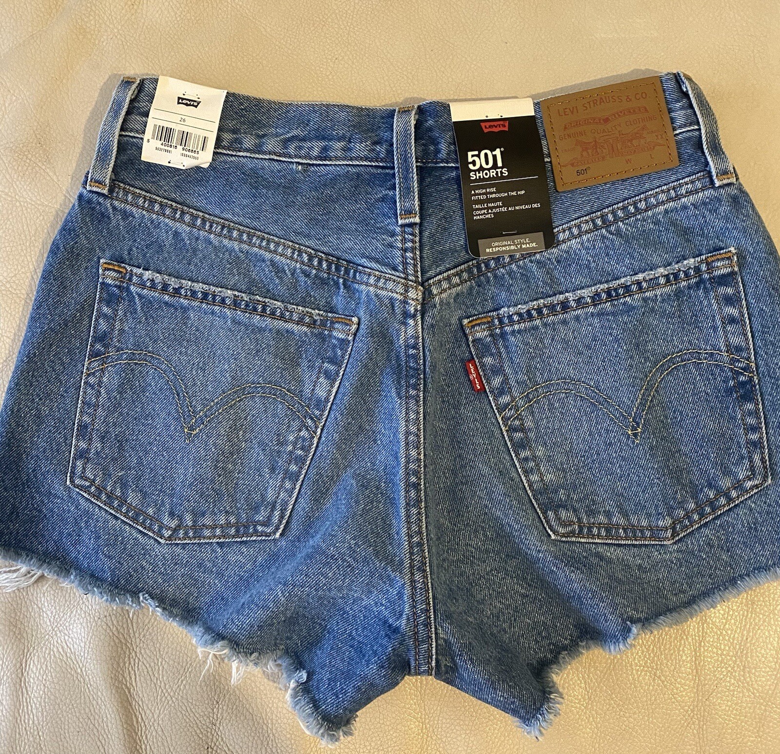 Levi's 501 Original Womens Shorts size 26 BNWT RRP £60 image 2
