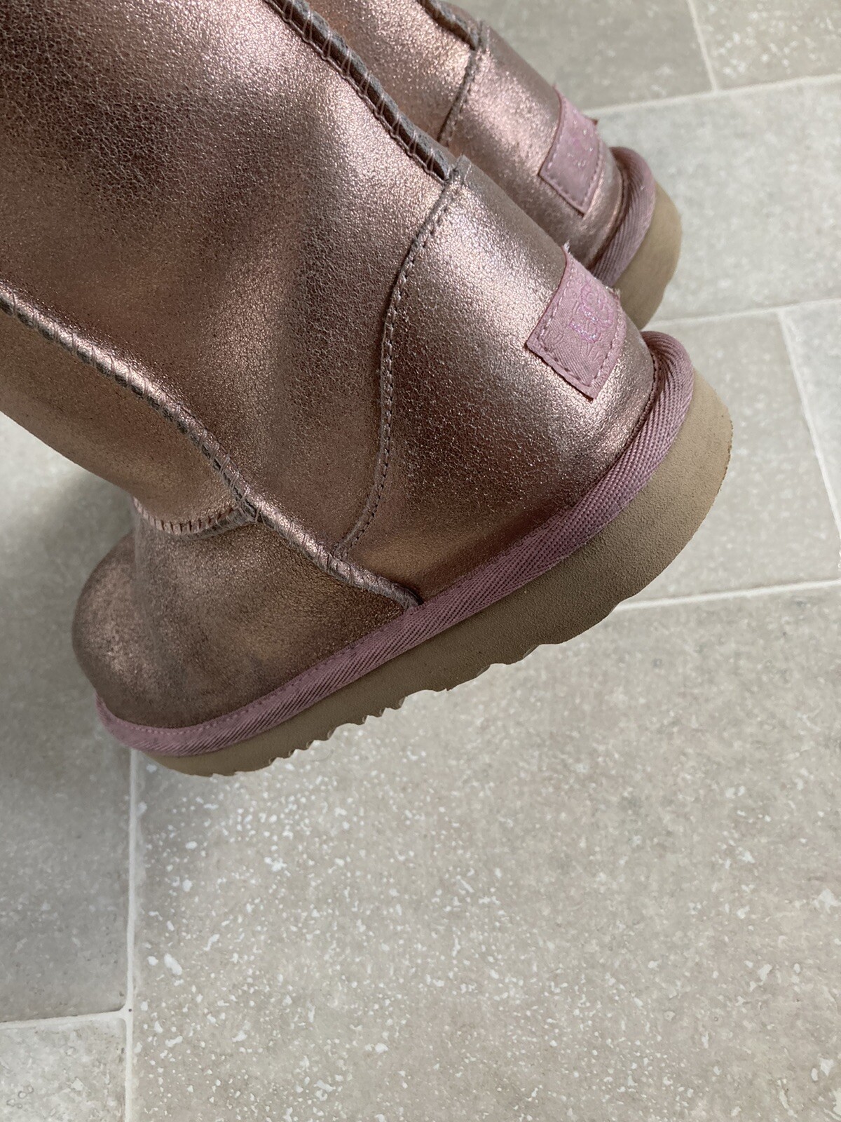 ugg boots uk 2 junior rose gold metallic limited edition sold out image 4