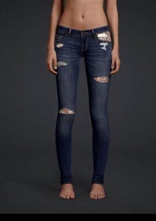 Abercrombie and Fitch Embellished Skinny Jeans Size 2