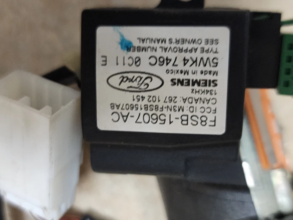 1998 1999 2000 2001 2002 LINCOLN TOWN CAR IGNITION KEY  IMMOBILIZER - Image 2 of 3