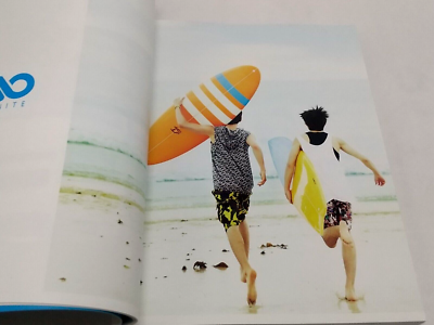 INFINITE CD DVD 写真集　完全限定生産盤　she's back She's Back 【完全限定生産盤】(CD+DVD+写真集) : INFINITE