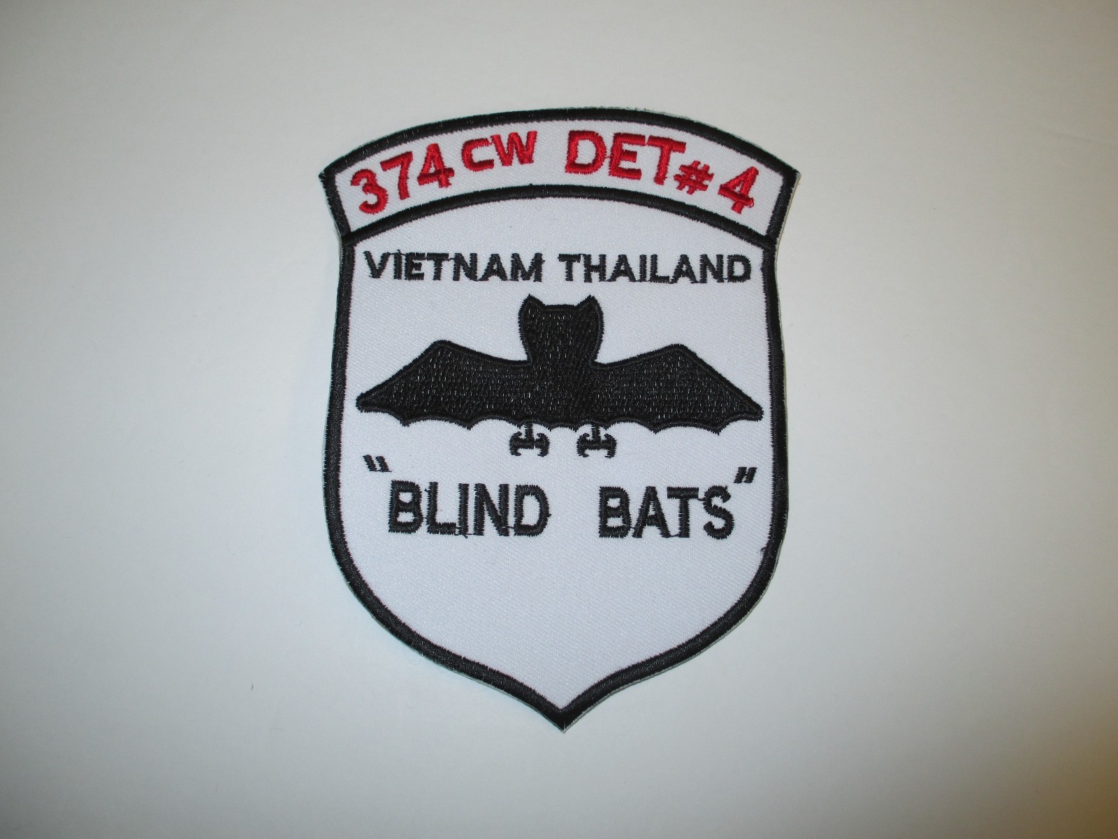 b8578 Vietnam US Air Force 374cw Det 4 Blind Bats Thailand patch white