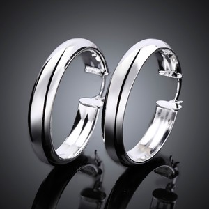 Womens-18K-White-Gold-Plated-Round-Shaped-Pierced-Hoop-Earrings-E74