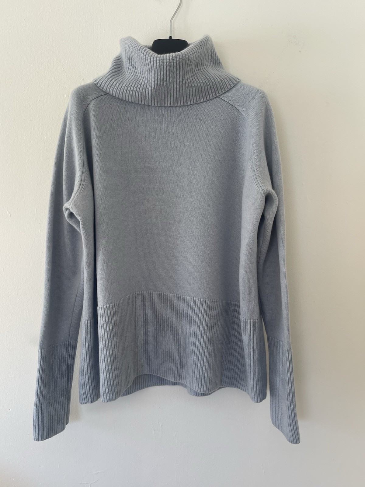 Athleta Womens Size S Wool Cashmere Aspen Turtleneck Sweater Blue Gray
