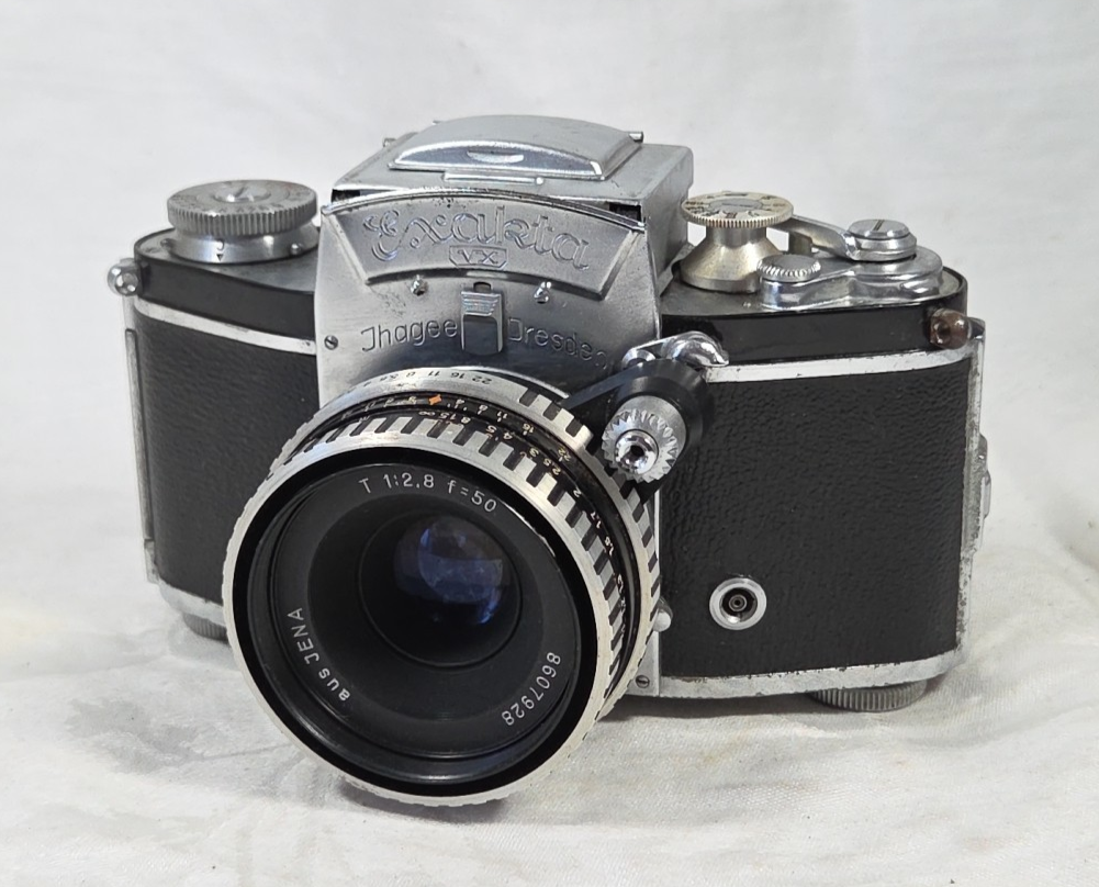 Exakta Varex VX Ihagee Dresden 35mm Film Camera + Lens FOR PARTS