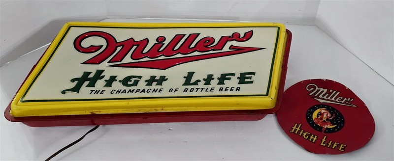 J-951 VINTAGE 1950'S MILLER HIGH LIFE LIGHTED WALL SIGN 26X12X4