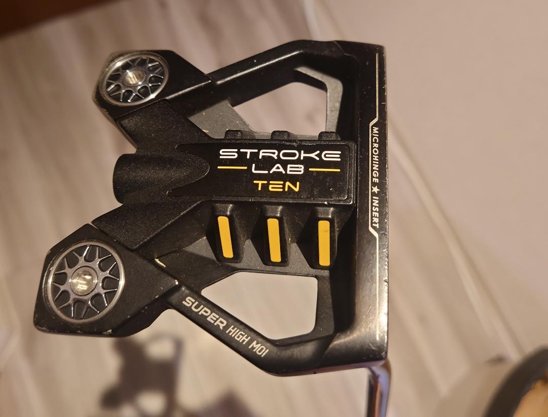 Stroke Lab Ten Putter with Headcover by Odyssey