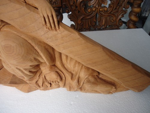 Hand Carved Wood Jesus Christ Carrying The Cross Sculpture Corpus religious - Picture 3 of 12