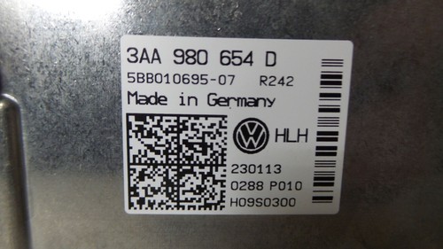 TELECAMERA ANTERIORE VW Sharan (7N) MPV 2.0 TDI 16V (CFFB) 2013 3AA980654DZ0L - Foto 2 di 2