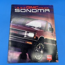 1992 GMC Truck Sonoma Dealership Sales Brochure Catalog