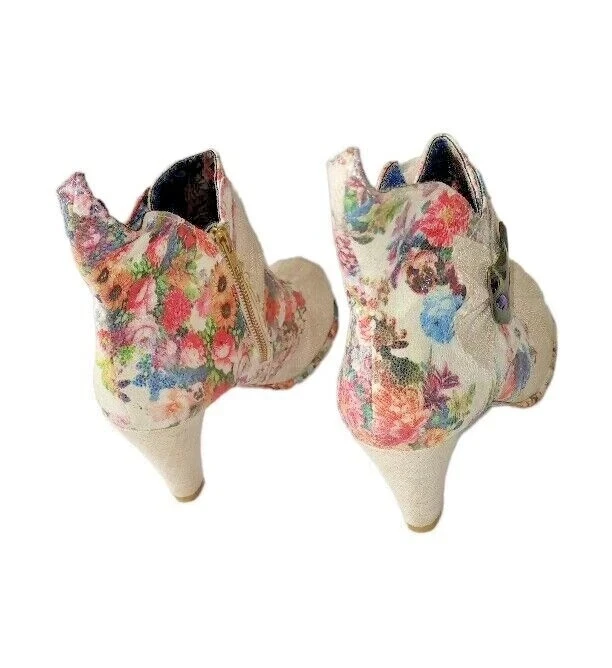 Irregular Choice Women's Big Shoes Ankle Boots Heels Miaow Floral EU43 UK10 US12 - Image 4 of 4