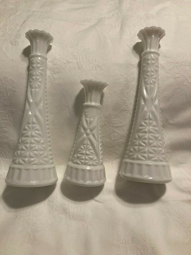 Vintage Milk Glass Vases Lot of 3 Excellent Condition Anchor Hocking - Picture 4 of 6