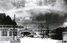 WW2 Picture Photo atomic bomb dropped on Nagasaki in 1945  4748