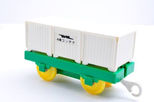 Juego de 3 vagones de carga y tanque japoneses TOMY Plarail usados de Japón - Imagen 6 de 10